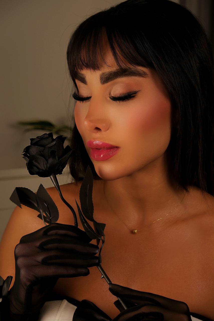 Kristina Фото 2 - Рост: 182 см, Возраст: 25 лет, Вес: 53 кг, Цвет волос: каштановый, Размер груди: 2, Цена: 272 000 ₸