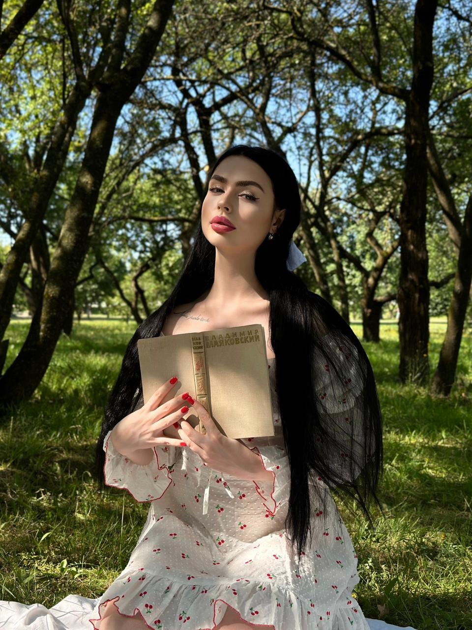 Anna Фото 2 - Рост: 181 см, Возраст: 25 лет, Вес: 56 кг, Цвет волос: каштановый, Размер груди: 2, Цена: 245 000 ₸