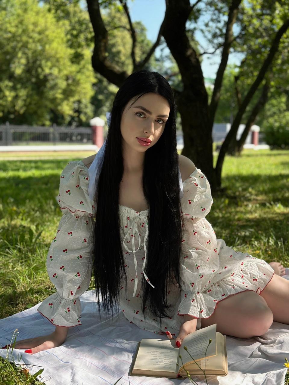 Anna Фото 5 - Рост: 181 см, Возраст: 25 лет, Вес: 56 кг, Цвет волос: каштановый, Размер груди: 2, Цена: 245 000 ₸